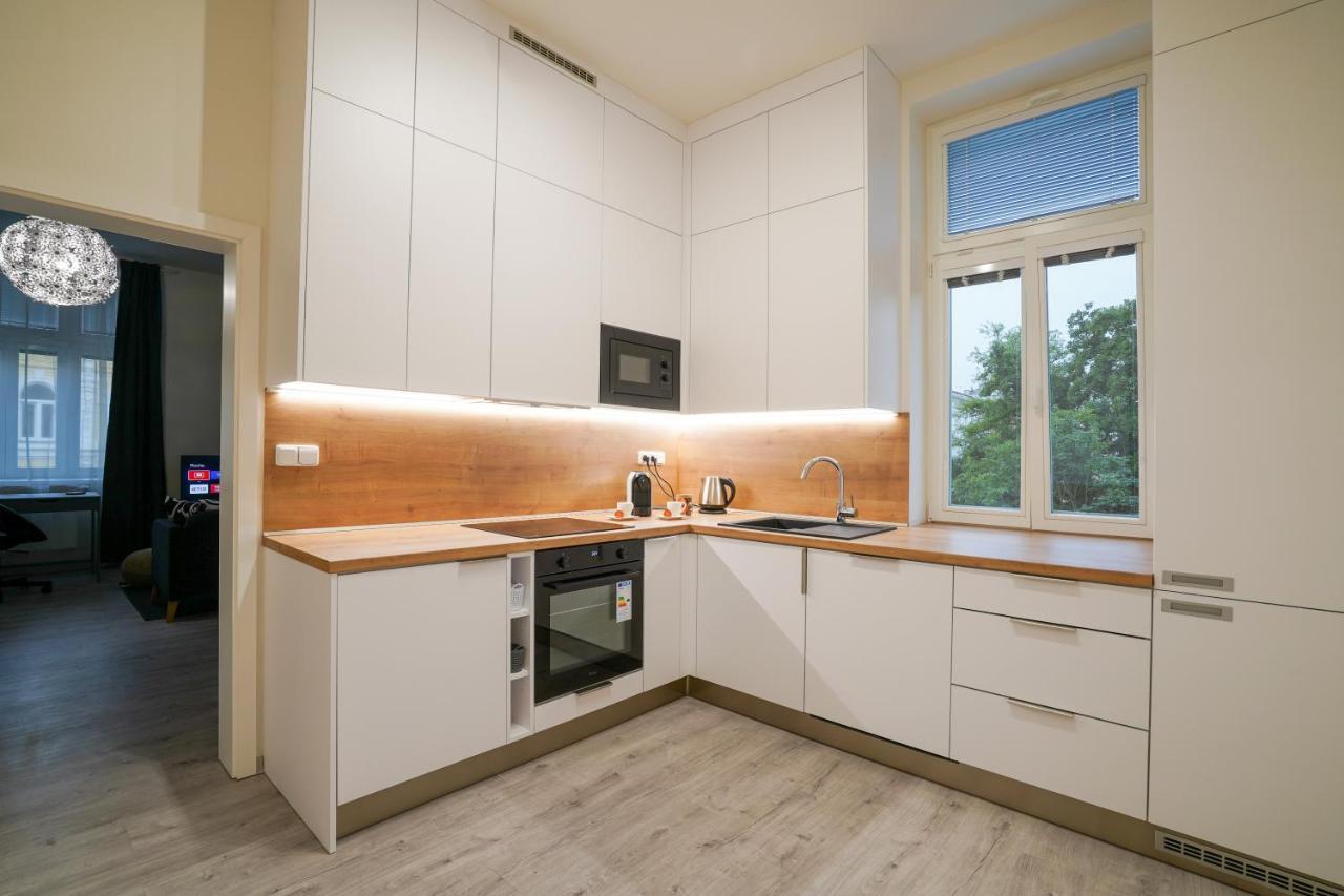 Lucy'S Apartments Оломоуц Экстерьер фото