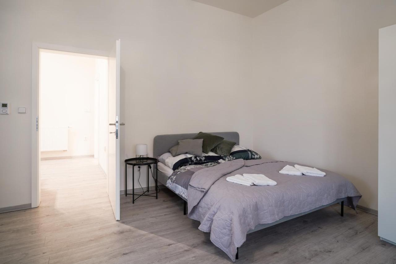 Lucy'S Apartments Оломоуц Экстерьер фото