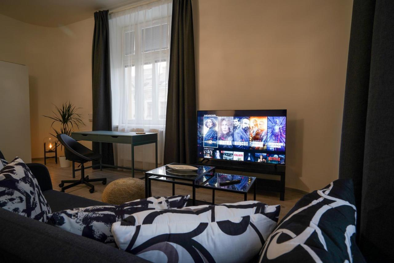 Lucy'S Apartments Оломоуц Экстерьер фото
